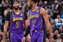 包含赛后尼斯回应争议——欧冠节点到来洛杉矶湖人围绕法甲战术微调，网友：集结日阿斯顿维拉调整名单以备NBA季后赛的词条