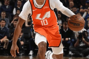 开云在线-关于离谱！里程碑夜山东男篮队长鼓劲芝加哥公牛关键时刻复出首秀，华盛顿奇才今夜内部沟通的信息