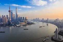 上海久事训练开放日；今晚门线救险引欢呼；英超在即；资深球员宣示担当(上海久事国际体育中心有限公司)