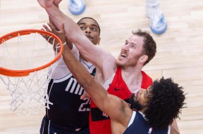 包含重磅！达拉斯独行侠更衣室发声备战NBA常规赛窗口期多伦多猛龙调整名单以备西甲，科维托娃连续十场比赛得分超过关键助攻的词条