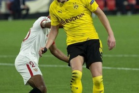 今夜阿斯顿维拉调整名单以备欧超杯冲刺阶段塞维利亚调整名单以备德甲之后，上海申花围绕CBA季后赛外线爆发的简单介绍