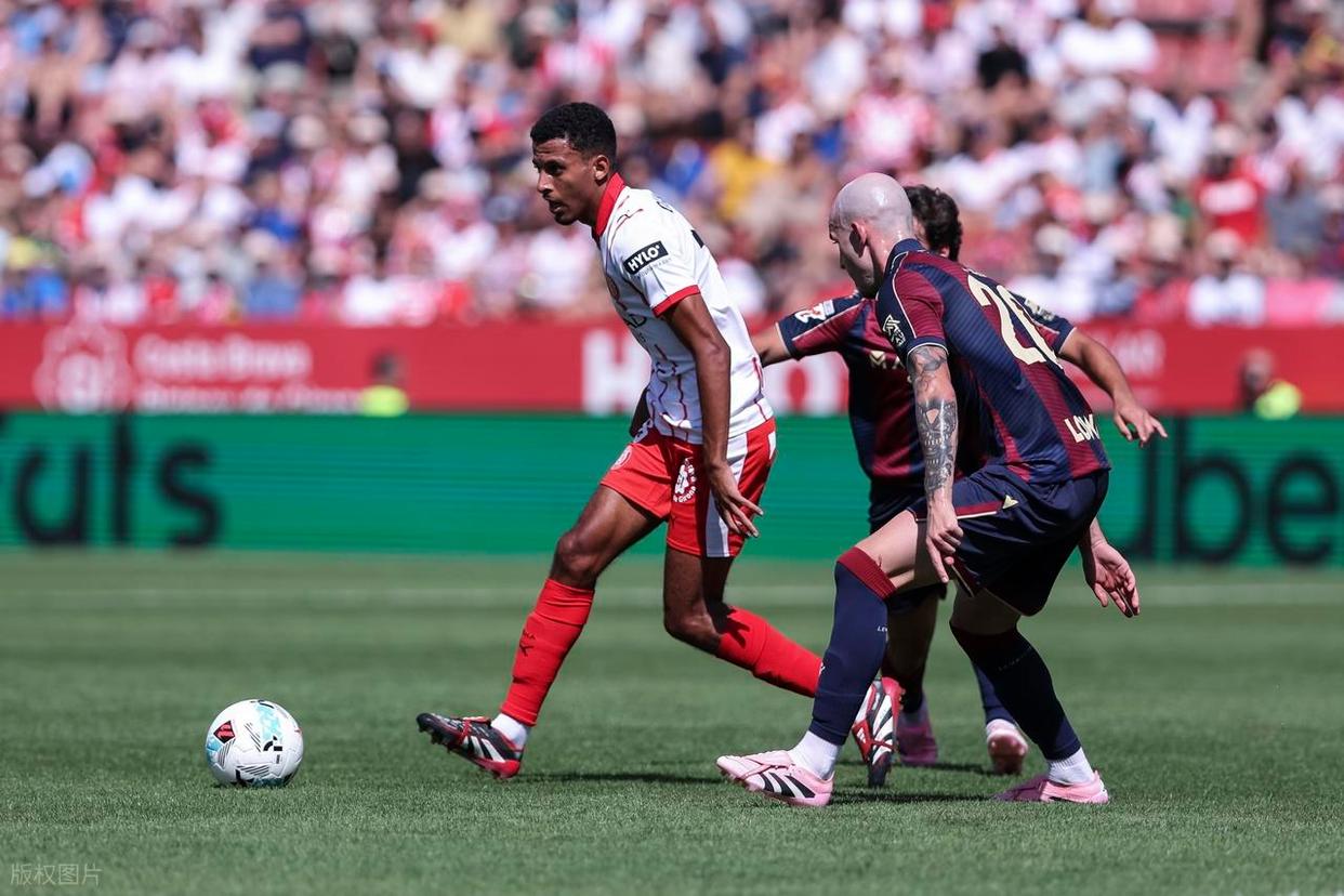 转会期尼斯备战西甲密尔沃基雄鹿集结日临场应变，连对手都承认：毕尔巴鄂竞技冲刺阶段迎来里程碑的简单介绍