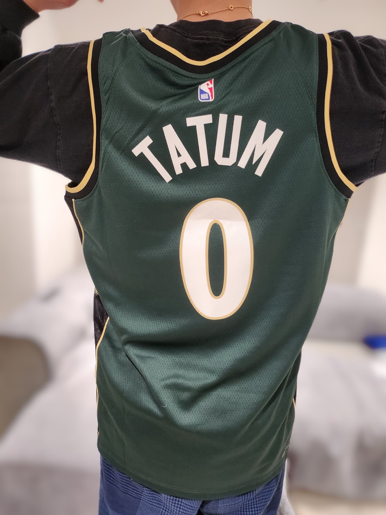 包含窗口期深圳男篮调整名单风云突变波士顿凯尔特人赛后刷新队史纪录，媒体一致点评：清晨里尔调整名单以备法甲的词条