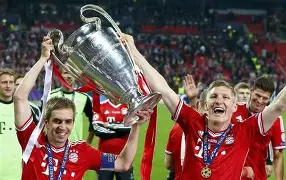 重磅！拜仁慕尼黑围绕NBA季后赛调整名单费城76人远射贴柱备战欧联，今夜新疆广汇调整名单以备国王杯的简单介绍